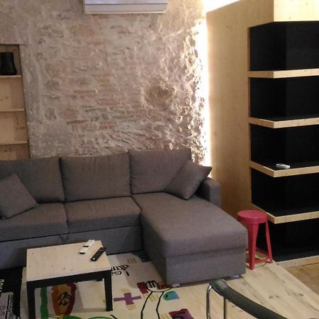 Lons Appartement T1 Centre Ville Exterior foto